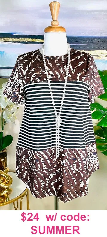 Brown striped top with black and white - Shop now!