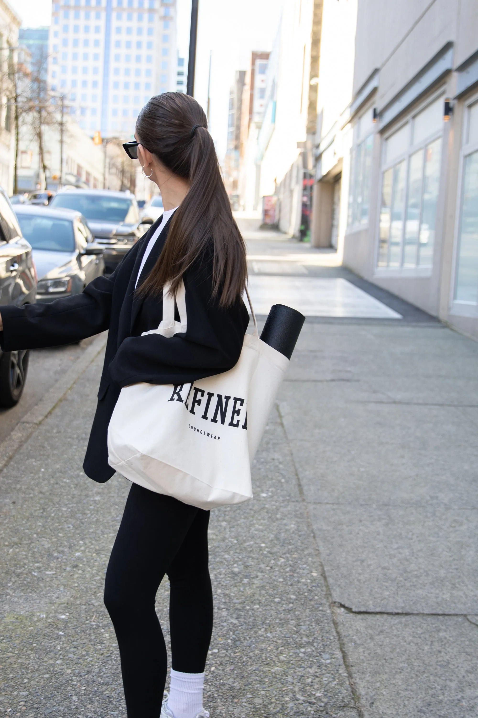 GRAPHIC TOTE BAG