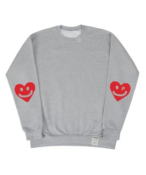 GRAVER | ELBOW DRAWING HEART SMILE SWEATSHIRT