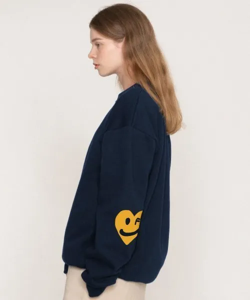 GRAVER | ELBOW DRAWING HEART SMILE SWEATSHIRT