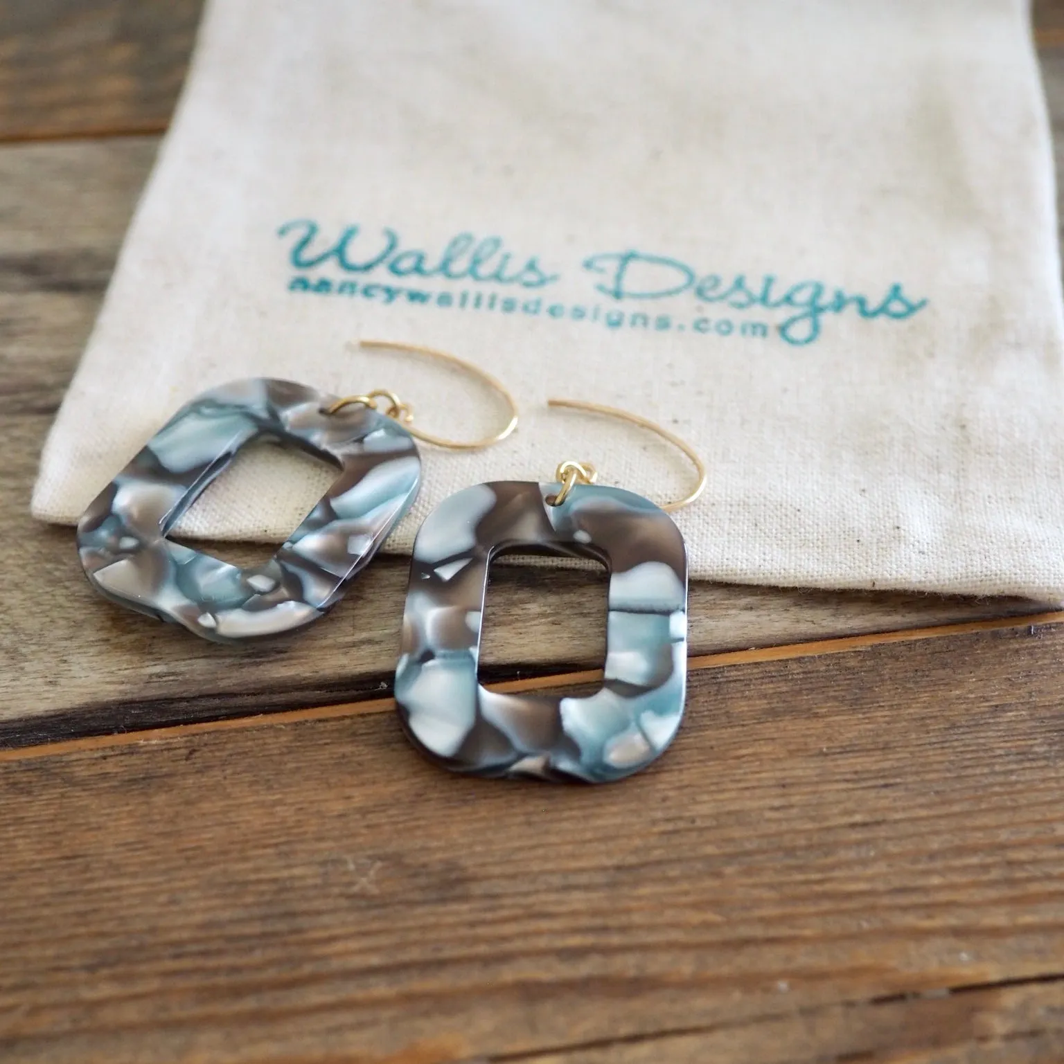 Gray Taupe Geometric Earrings