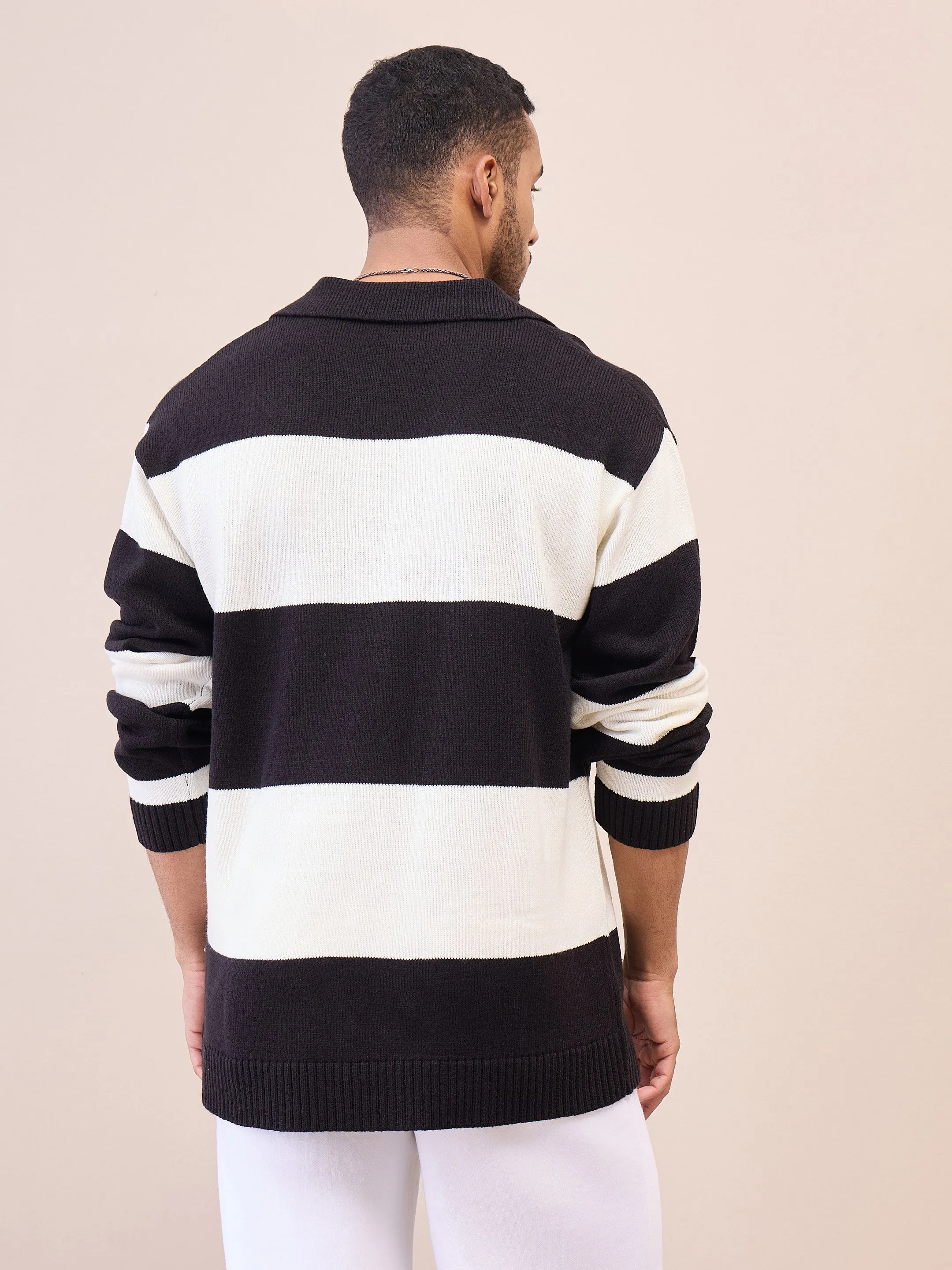 Men Unisex Black & Off White Collar Neck Oversize Sweater