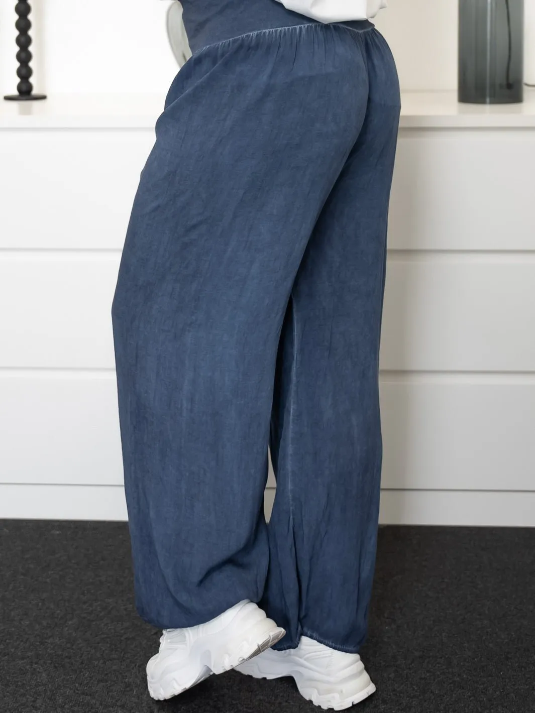 Navy violet pants - Here is the result you requested.