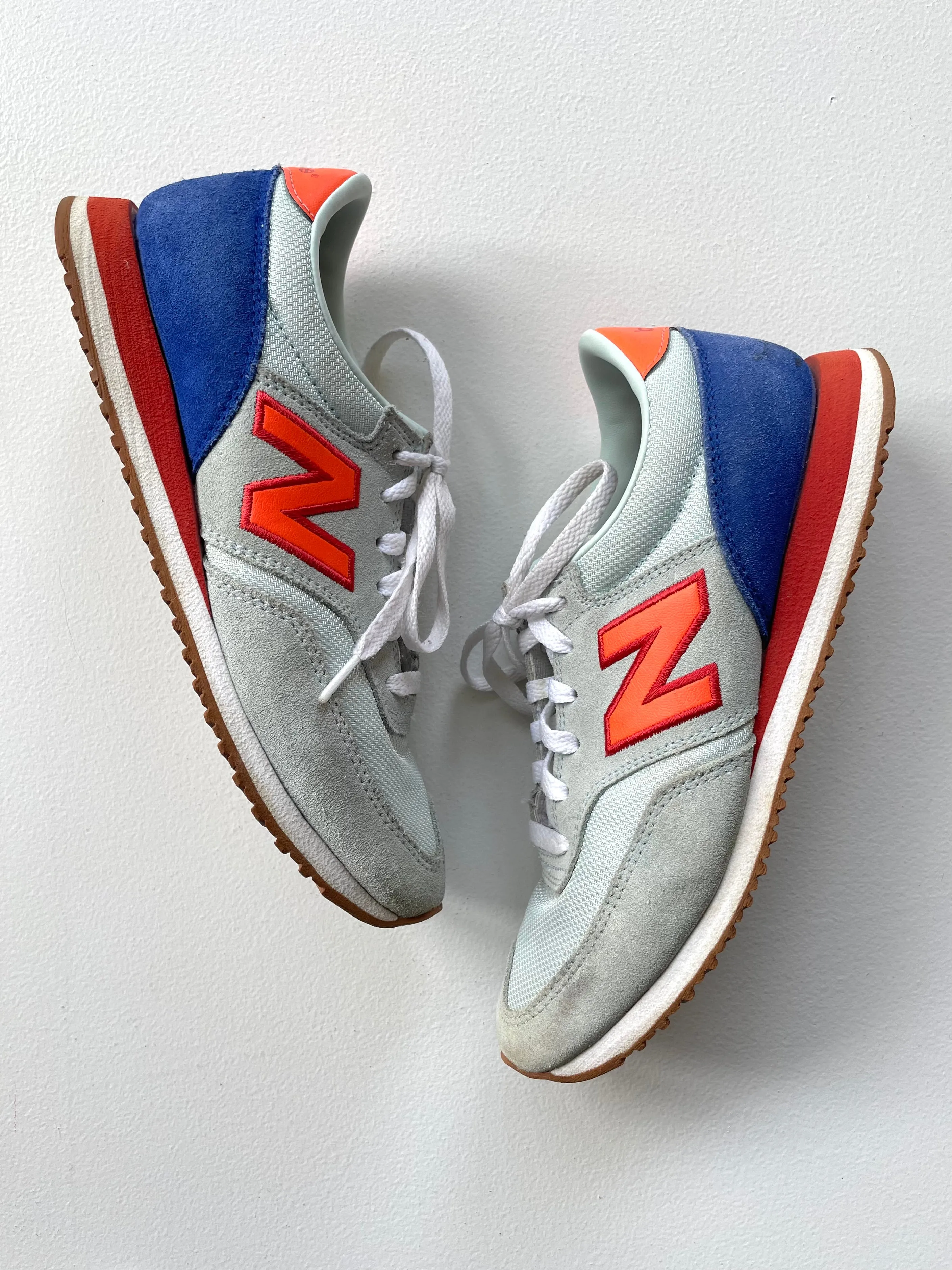 New Balance 620 Shoes