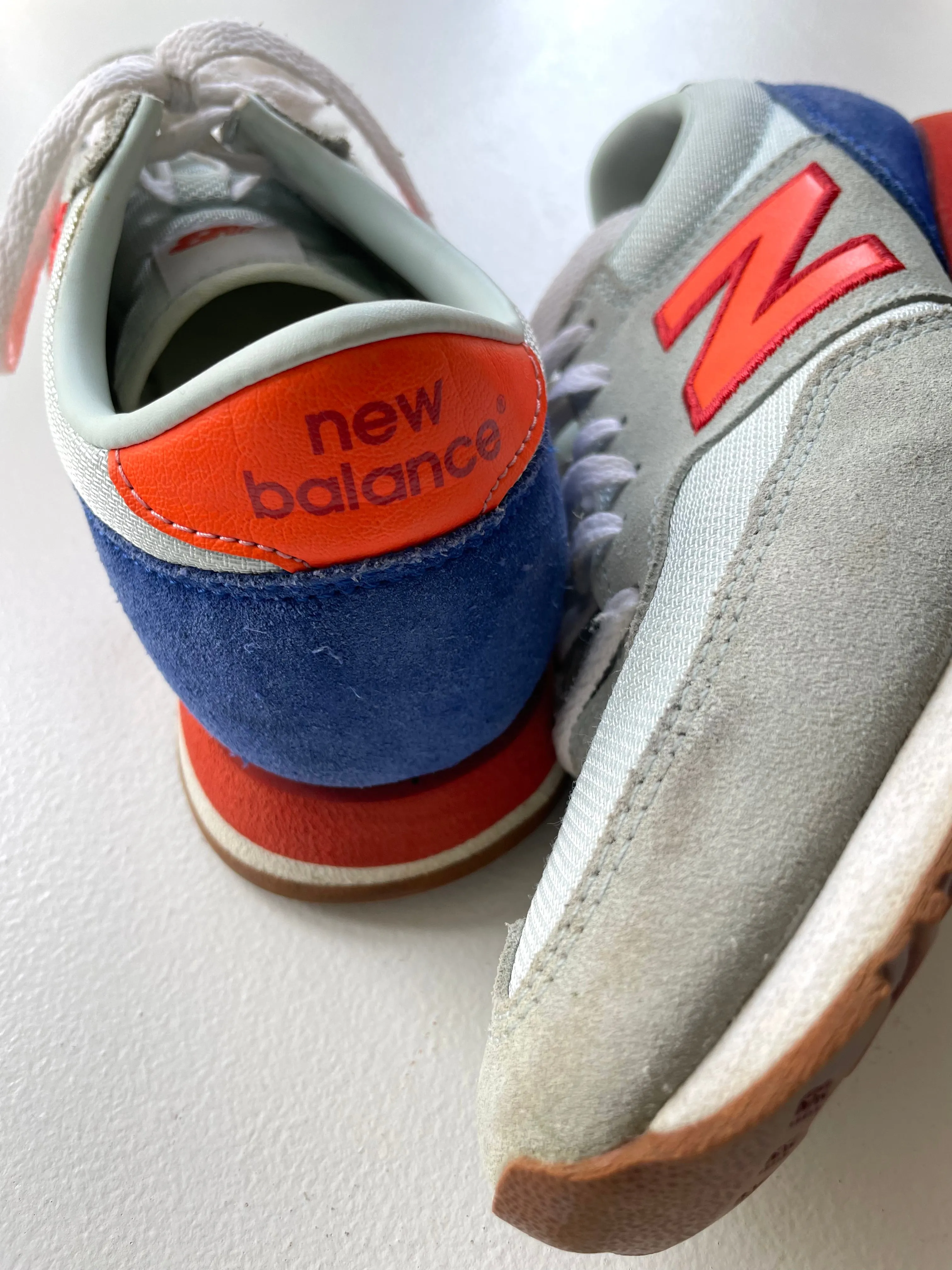 New Balance 620 Shoes