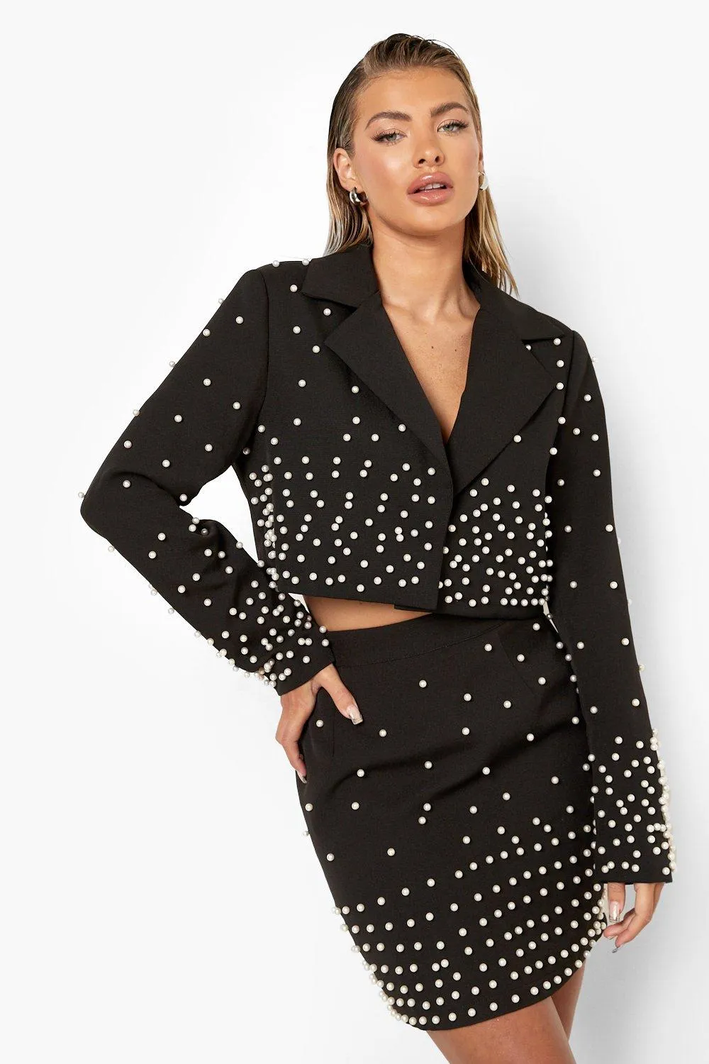 Pearl Detail Cropped Blazer