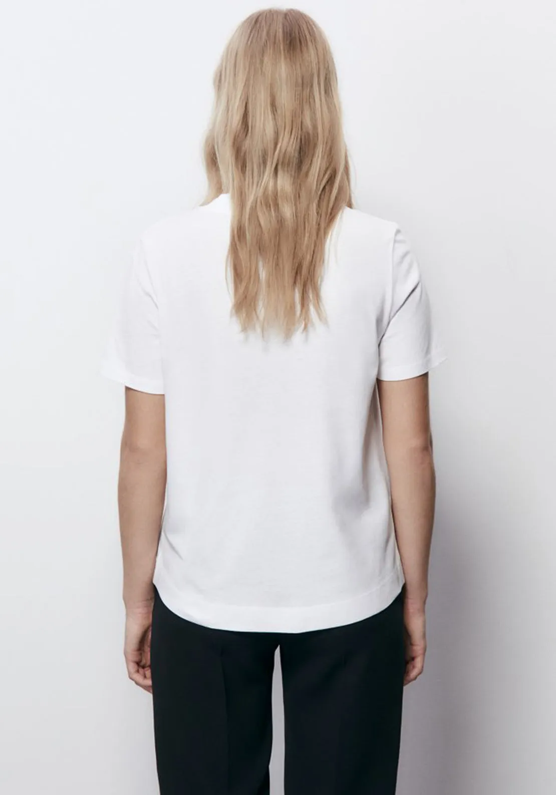 The result is Silhouette T-shirt with embroidered design.