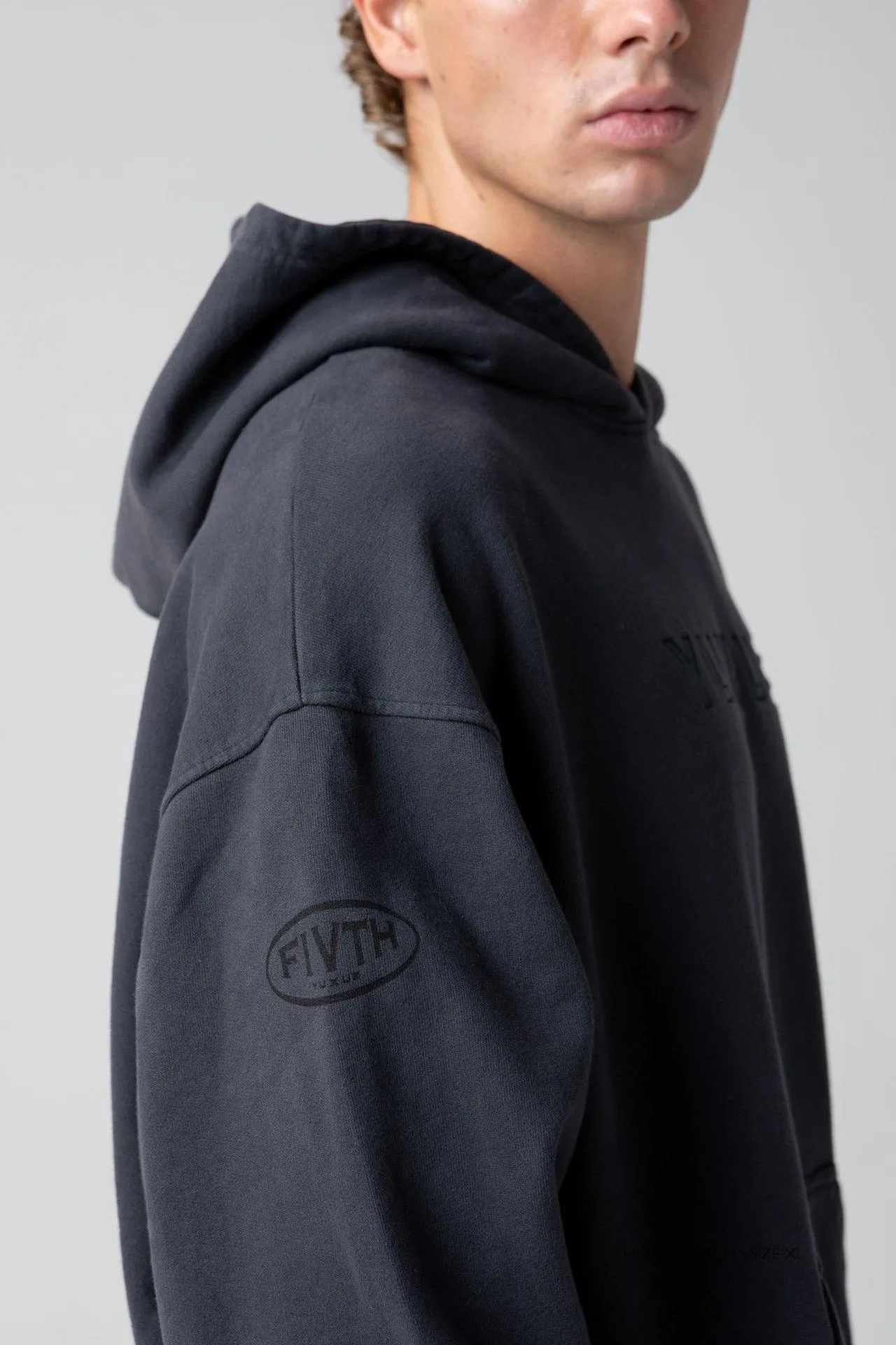 THUNDER FIVTH HOODIE