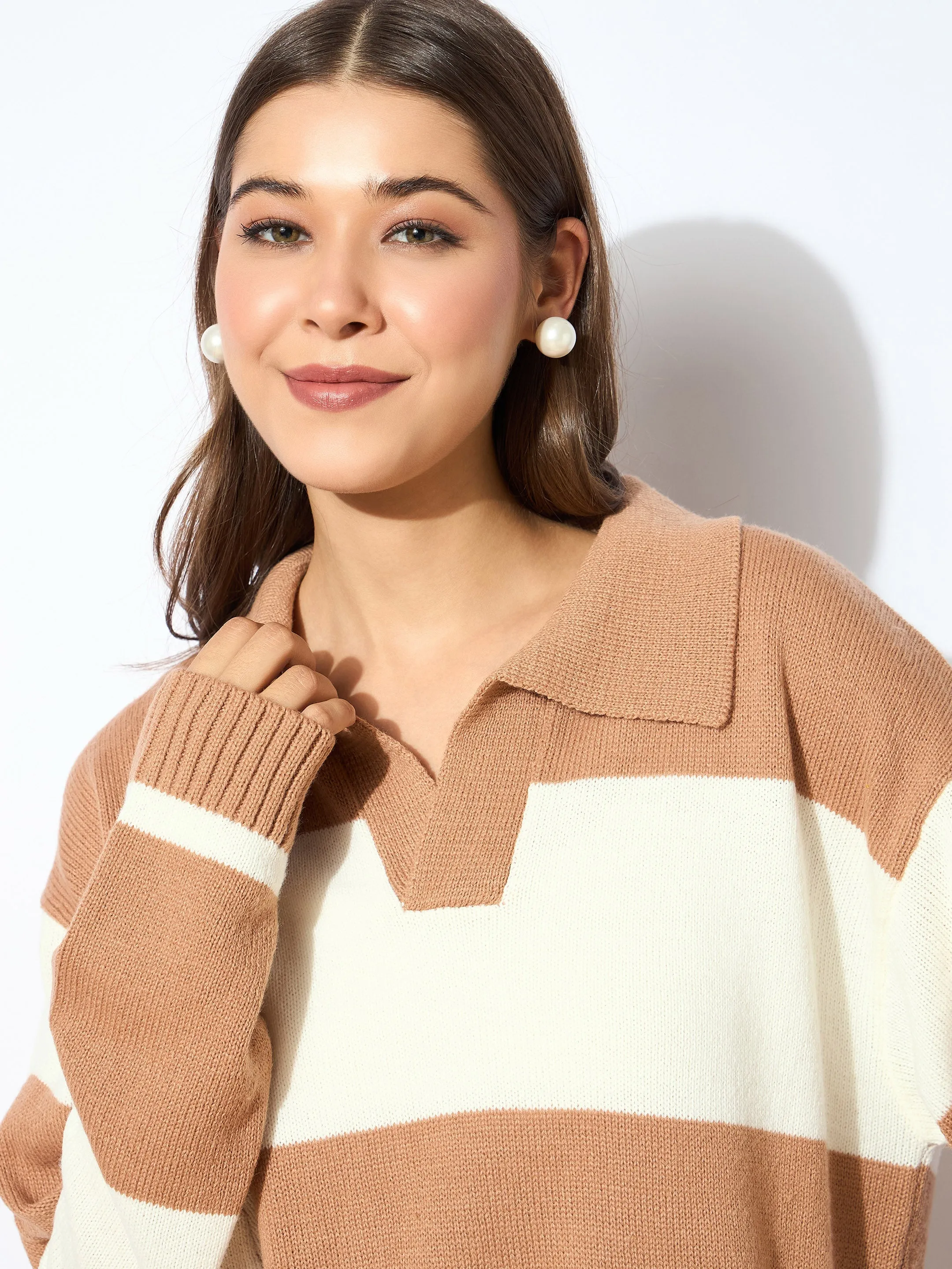 Women Beige And White Polo Neck Sweater