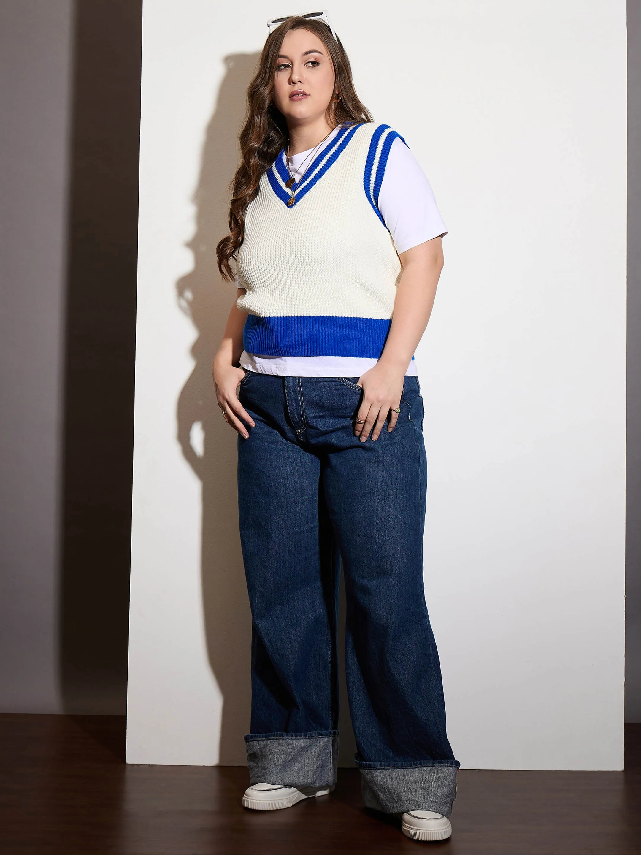 Women Curve Royal Blue & White Striped V-Neck Sweater Vest