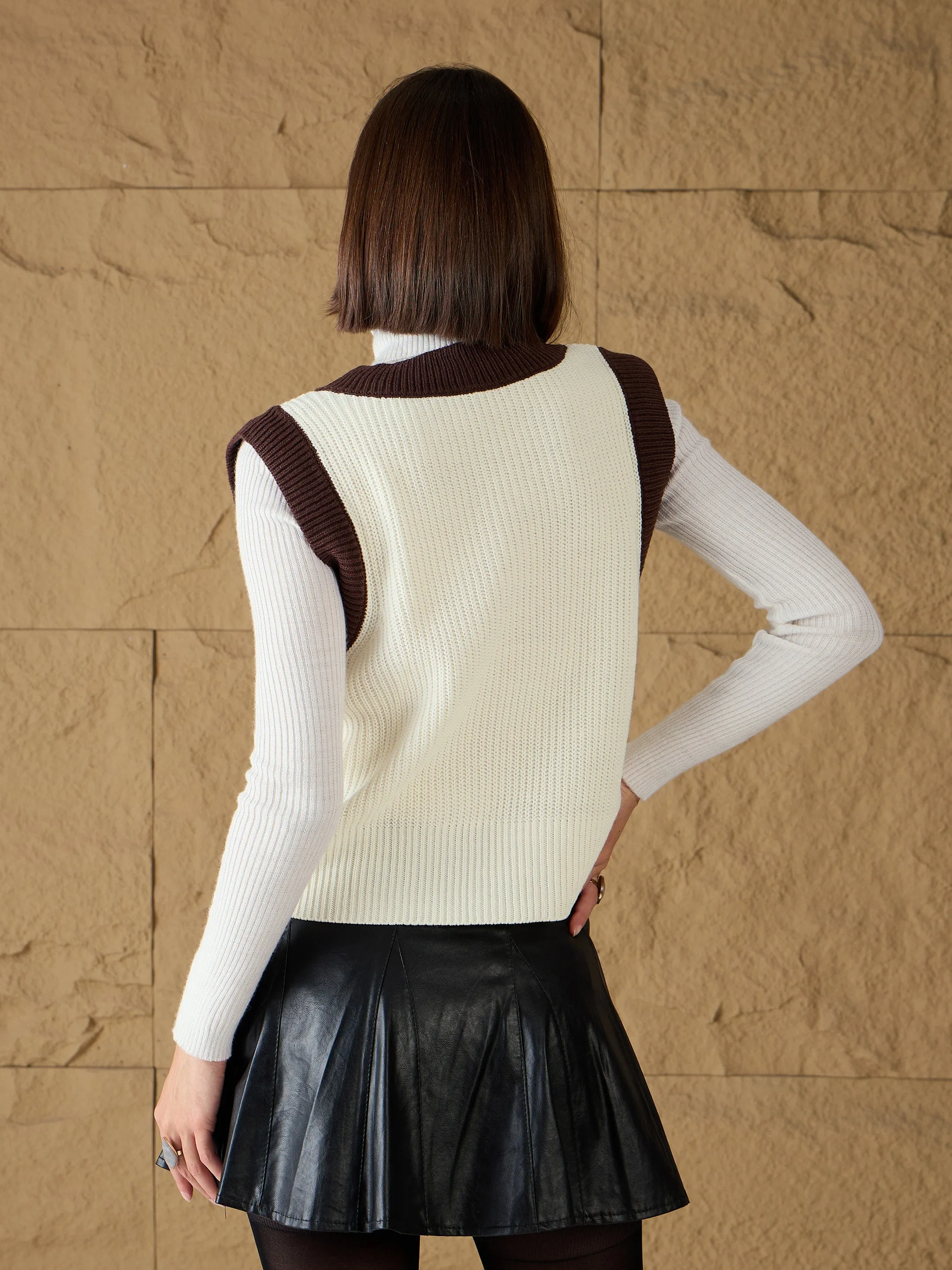 Women White & Brown Solid V-Neck Sweater Vest